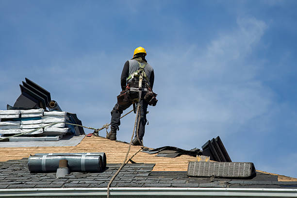 Professional Metal Roofing technician working in Mentcle, PA